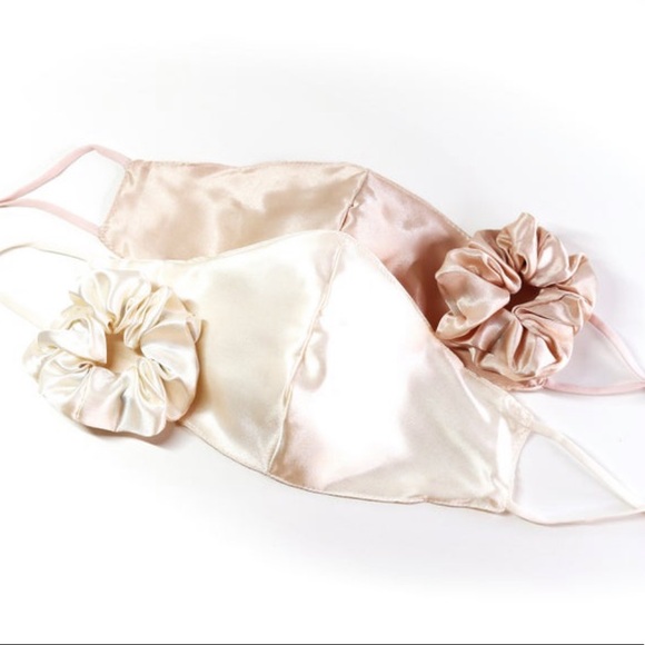 SILK FACE MASK WITH SCRUNCHIE - Picture 2 of 14